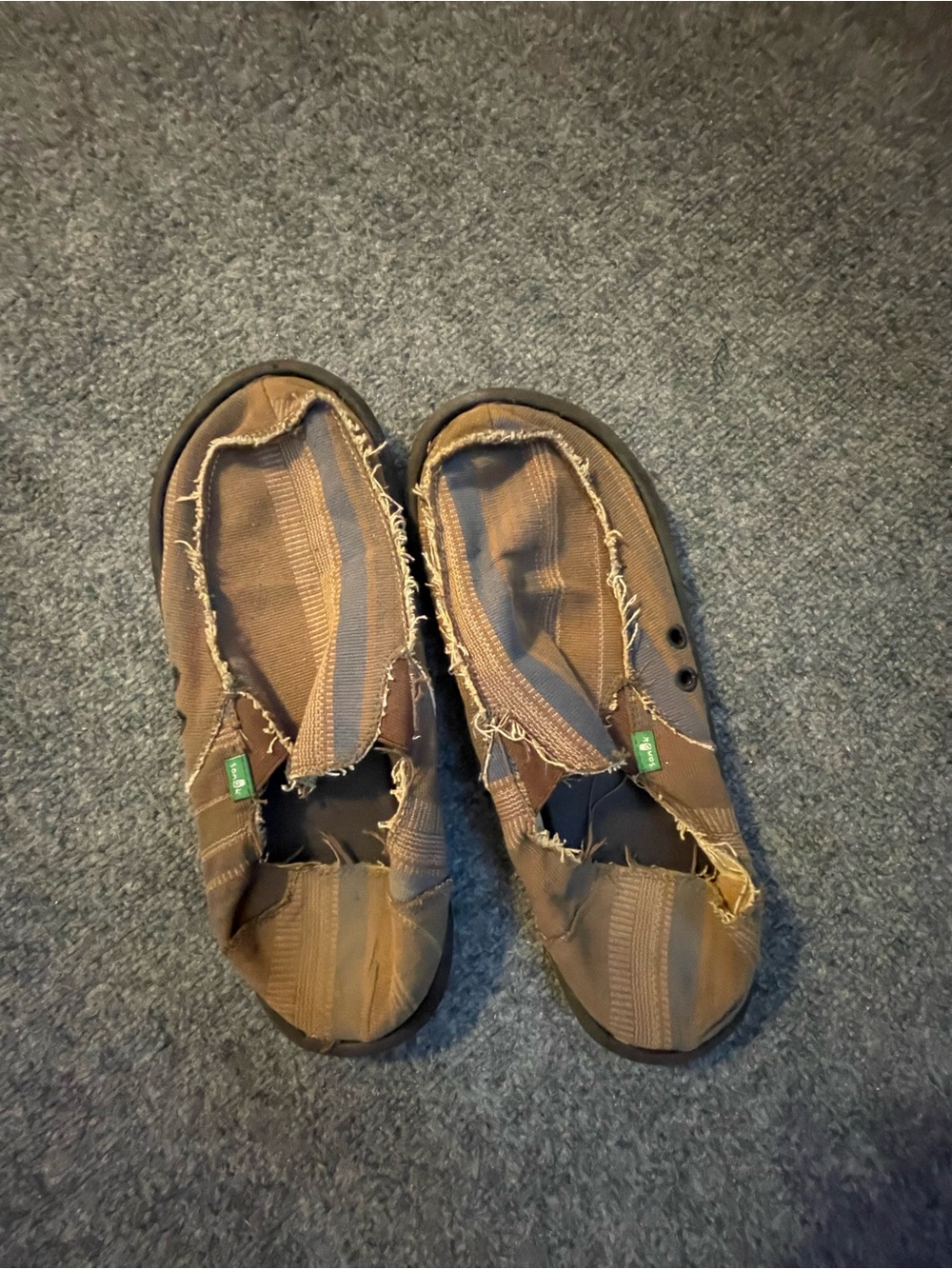 Brown Slip-On Mens Sanuk (like new)